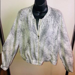 H & M Zip-Up Crop Jacket